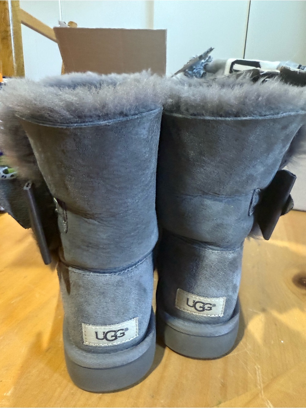 UGG Gray Suede Short Shearling Boots with Bow - Picture 5 of 12